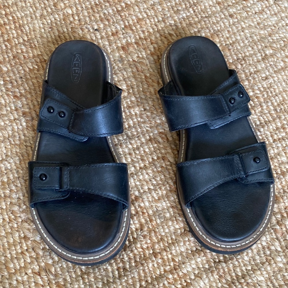 Keen Sandals 6.5